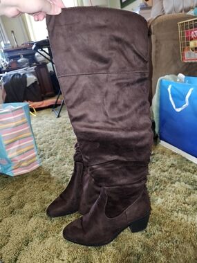 Women's Tall Brown Suede Wide Calf Boots
